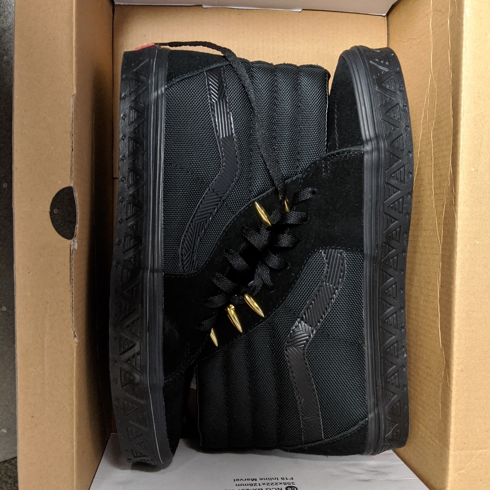 Vans x Marvel Sk8-hi